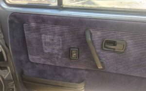 VW T25 for sale in london door cards